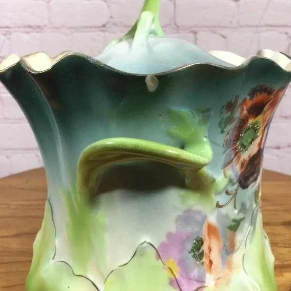 Vintage Floral and Gold Gilt Ceramic Lidded Biscuit Cracker Jar with Handles - Picture 11 of 12